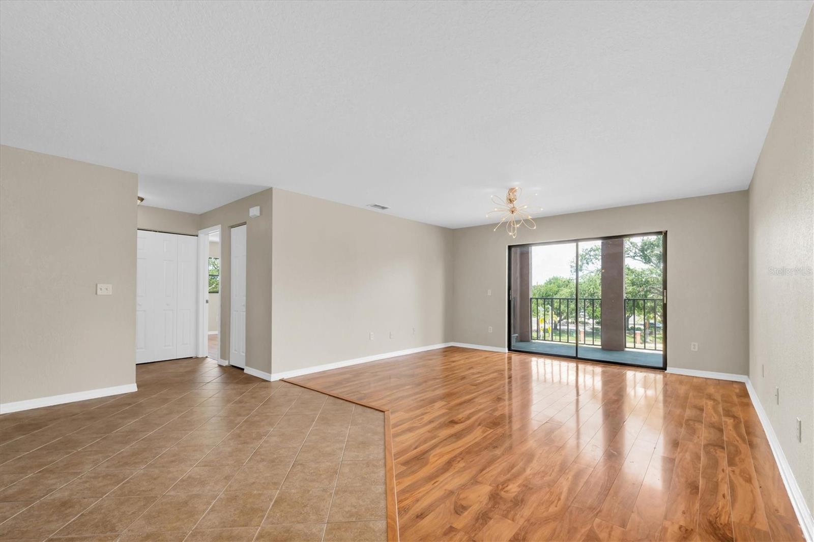 Image 10 of 44 For 6150 Gulfport Boulevard S 306