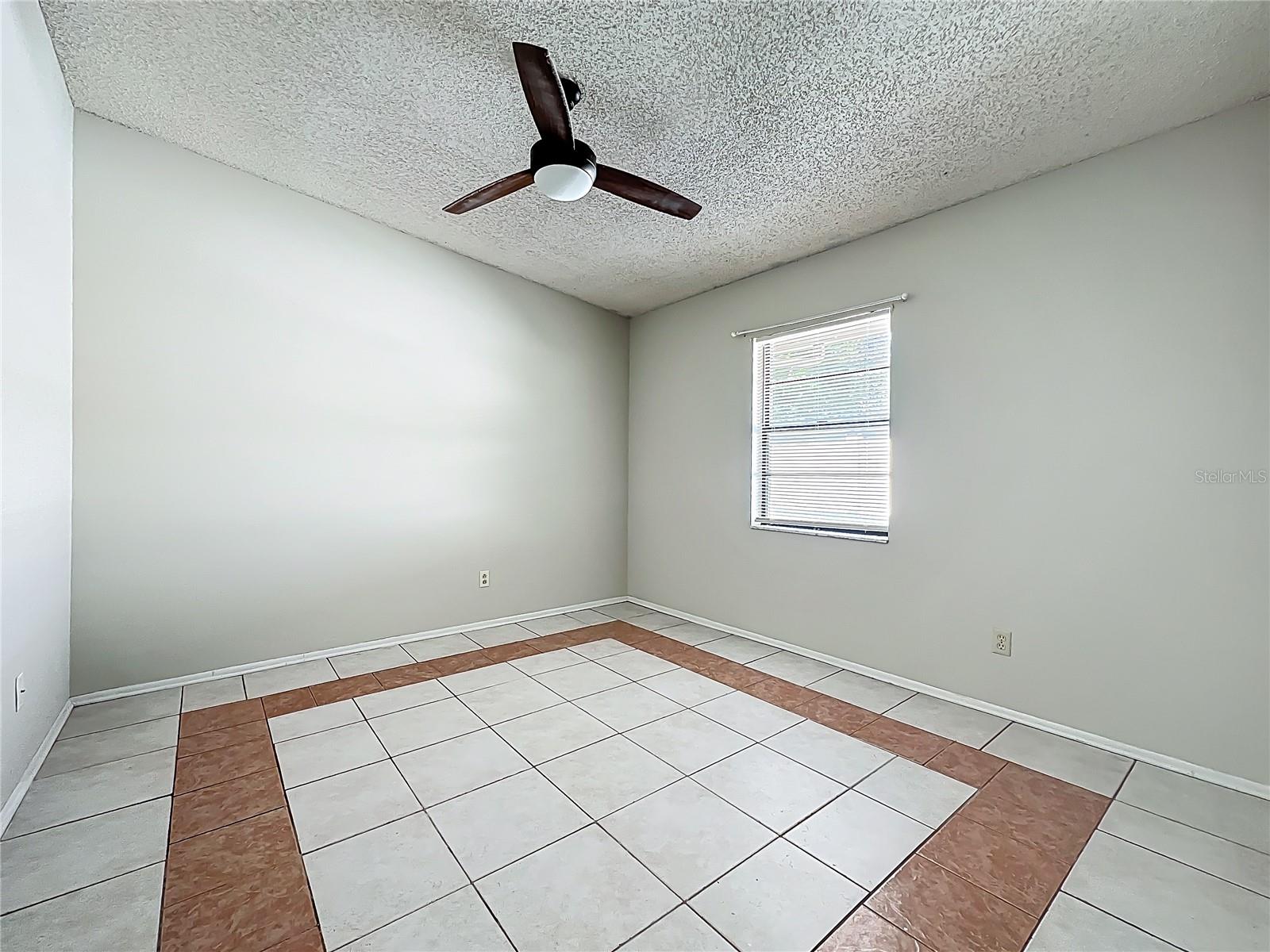 Image 22 of 33 For 1623 Carter Oaks Drive