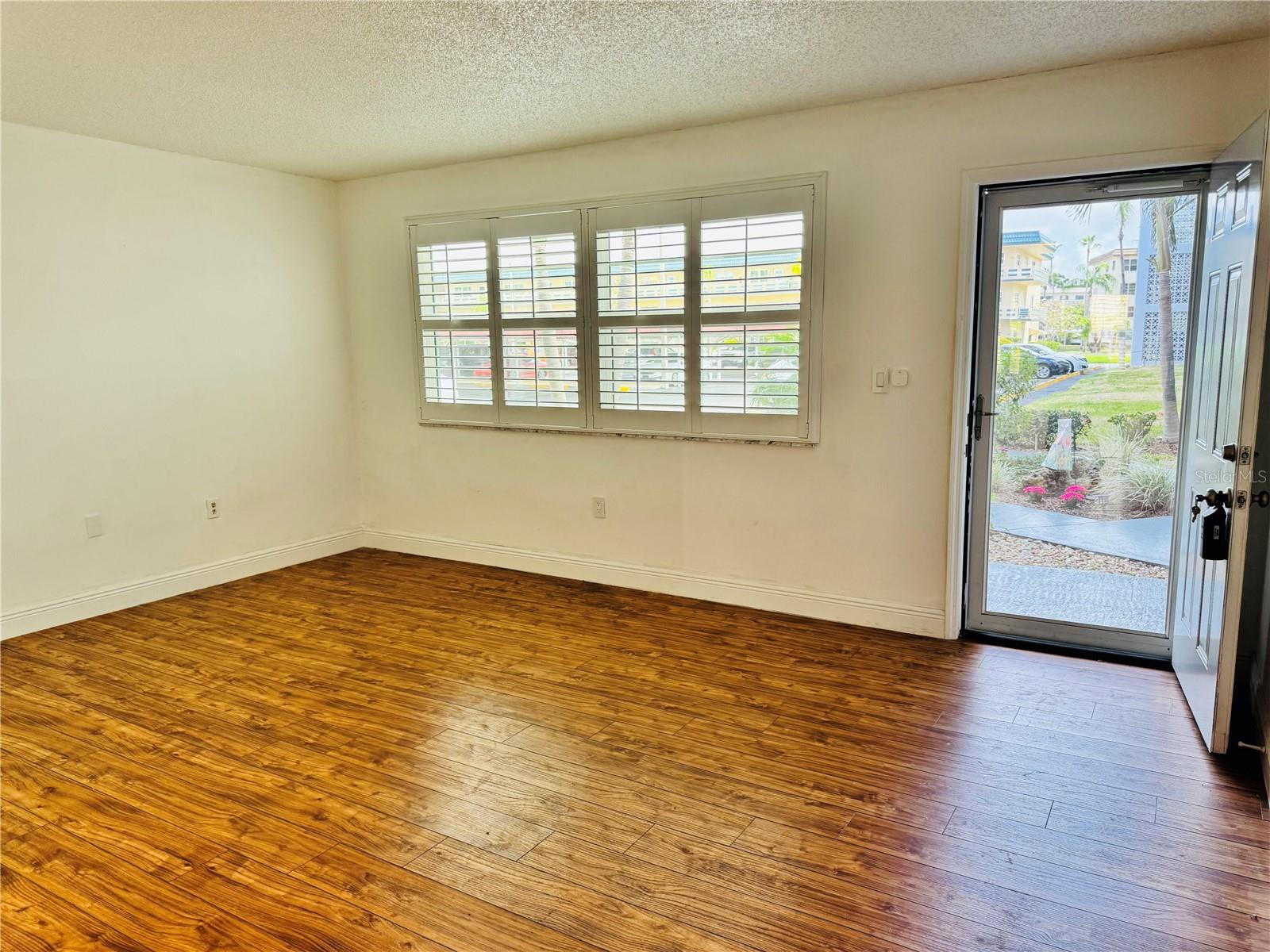 Image 3 of 25 For 5660 80th Street N C101