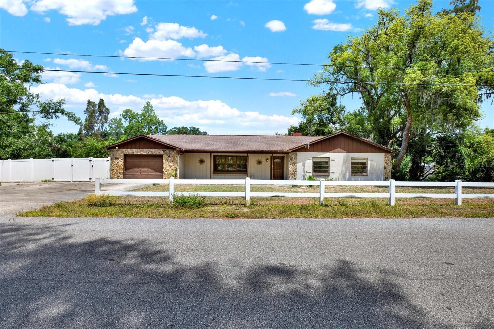 Details for 1015 Lorena Road, LUTZ, FL 33548