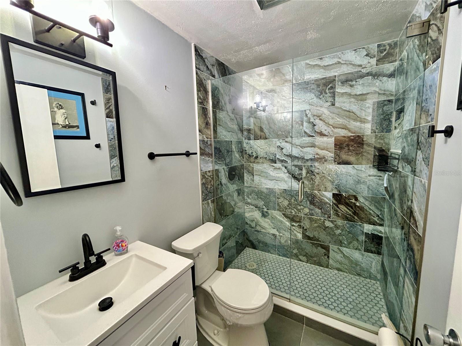 Image 22 of 55 For 2020 World Parkway Boulevard 14