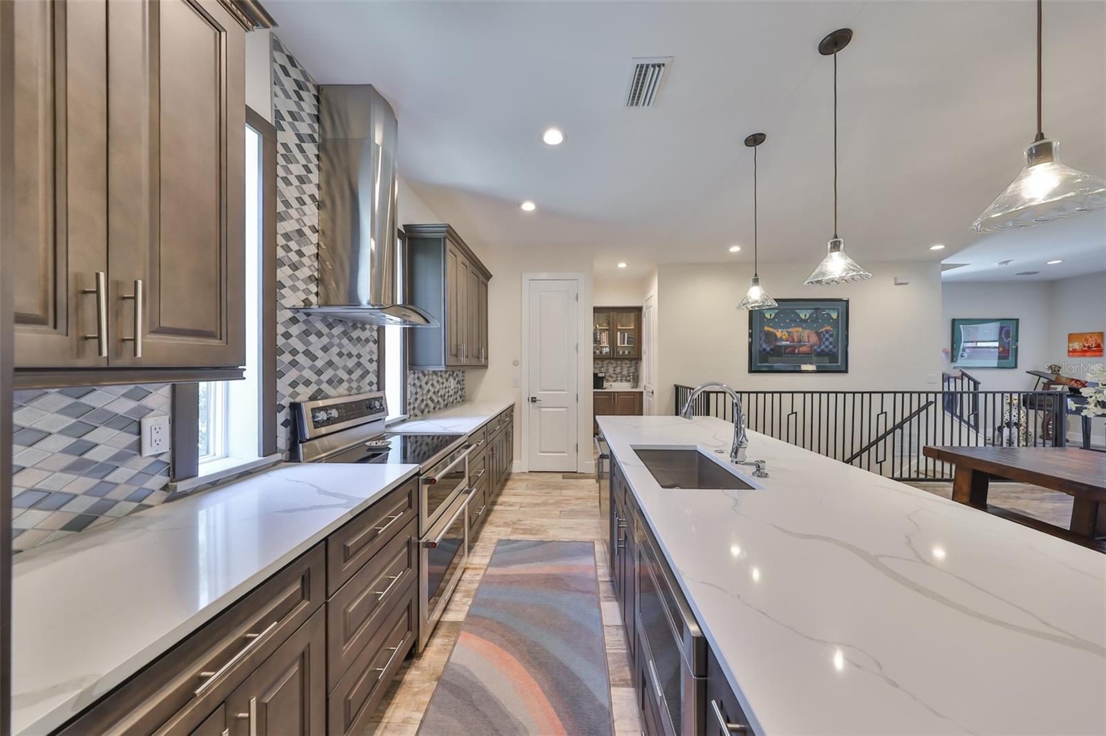 Image 14 of 45 For 4910 Mcelroy Avenue 6