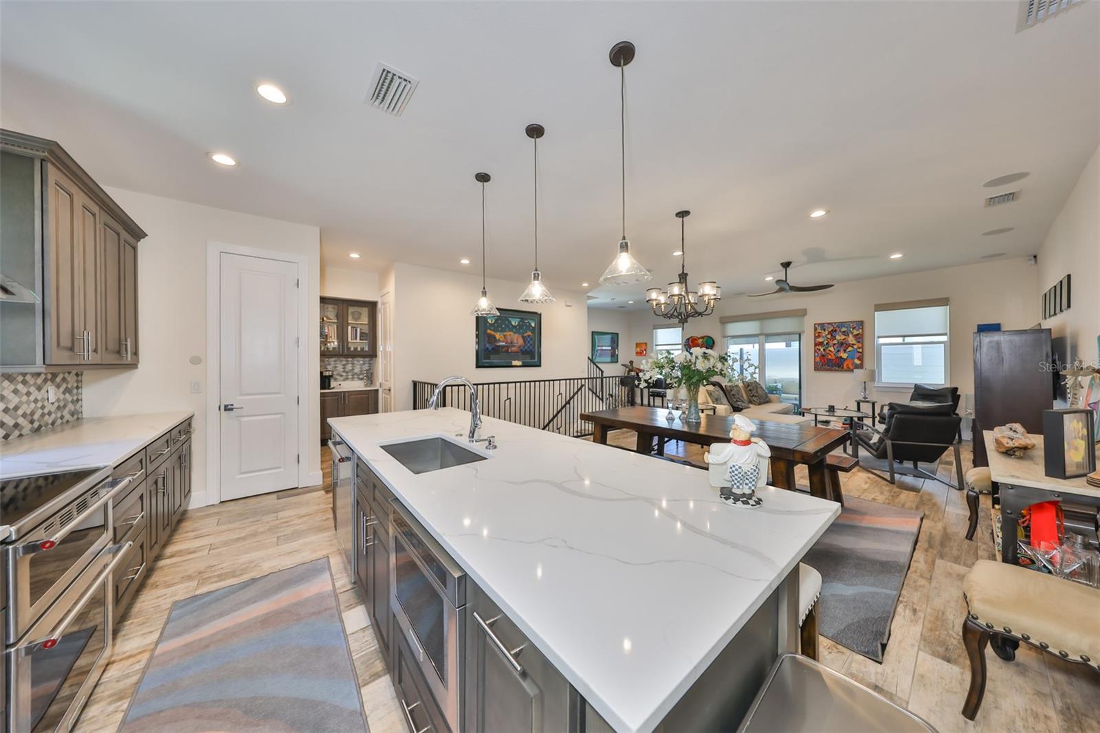 Image 15 of 45 For 4910 Mcelroy Avenue 6