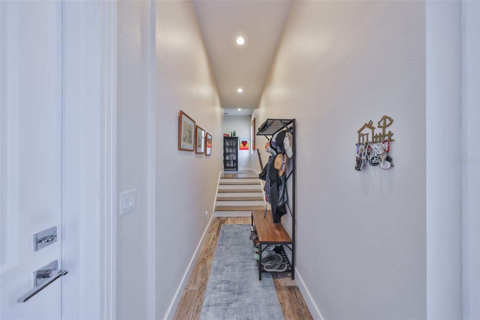 Image 2 of 45 For 4910 Mcelroy Avenue 6