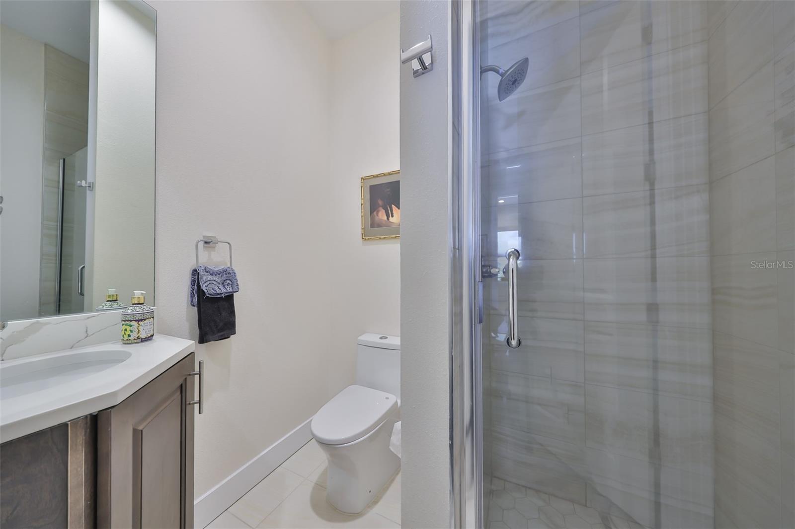 Image 5 of 45 For 4910 Mcelroy Avenue 6