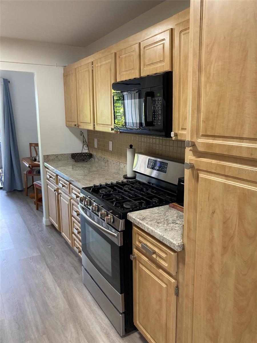 Image 13 of 81 For 7951 58th Avenue N 308