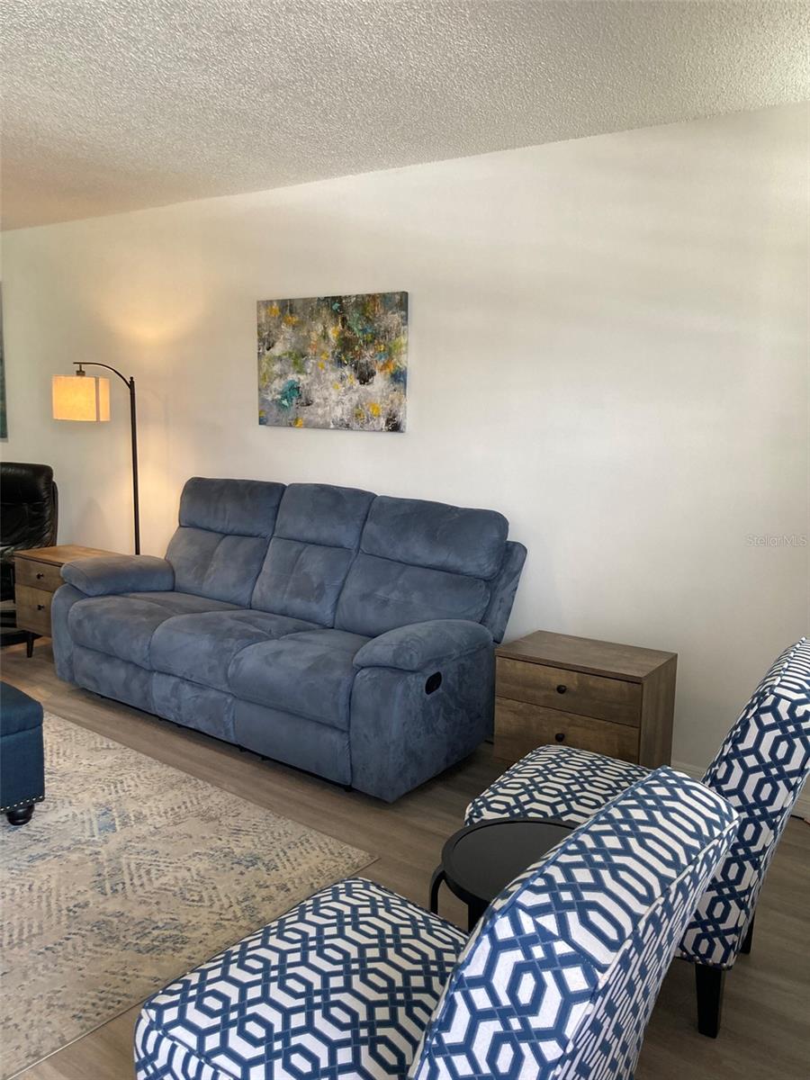 Image 4 of 81 For 7951 58th Avenue N 308