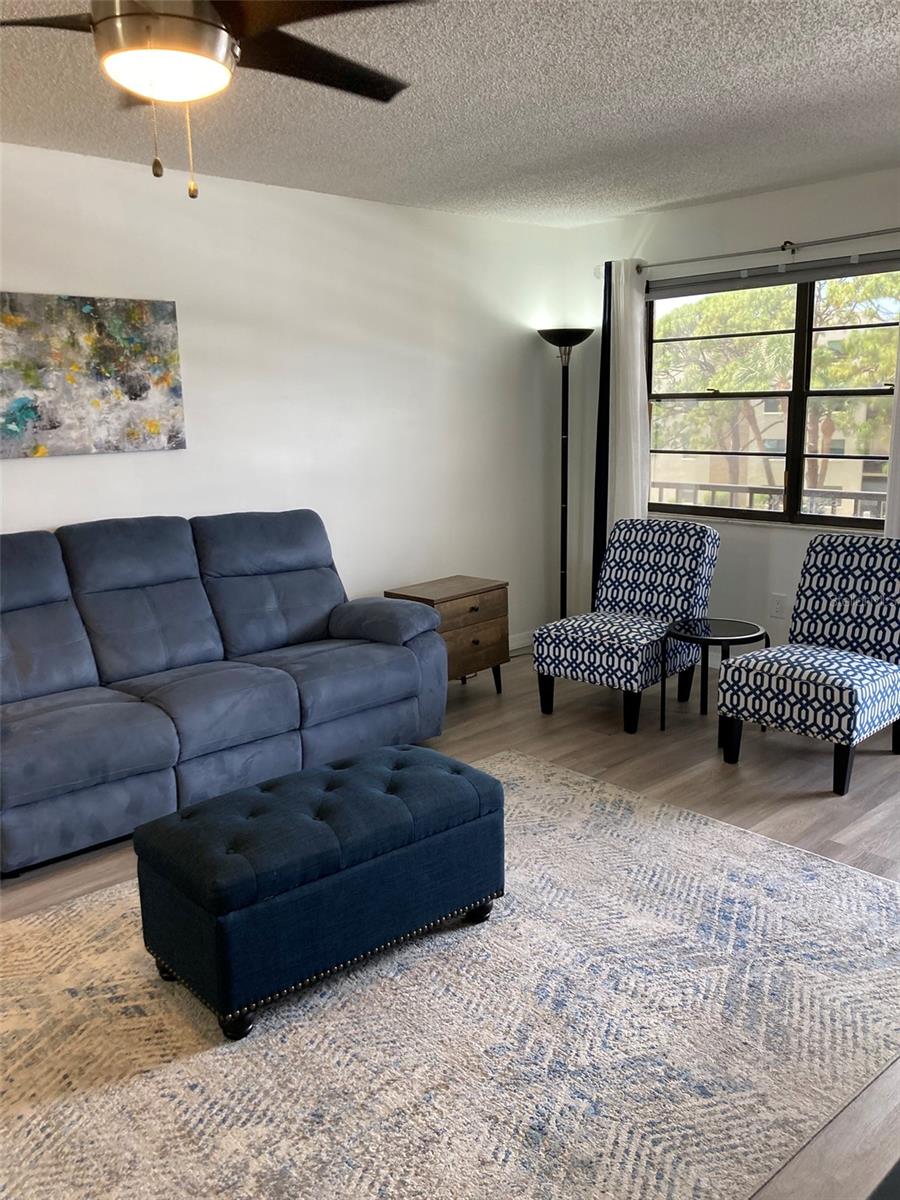 Image 5 of 81 For 7951 58th Avenue N 308