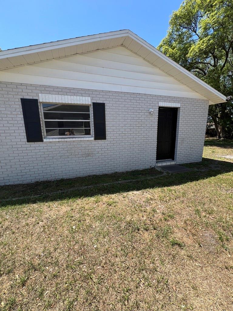 Image 2 of 9 For 4843 20th Street