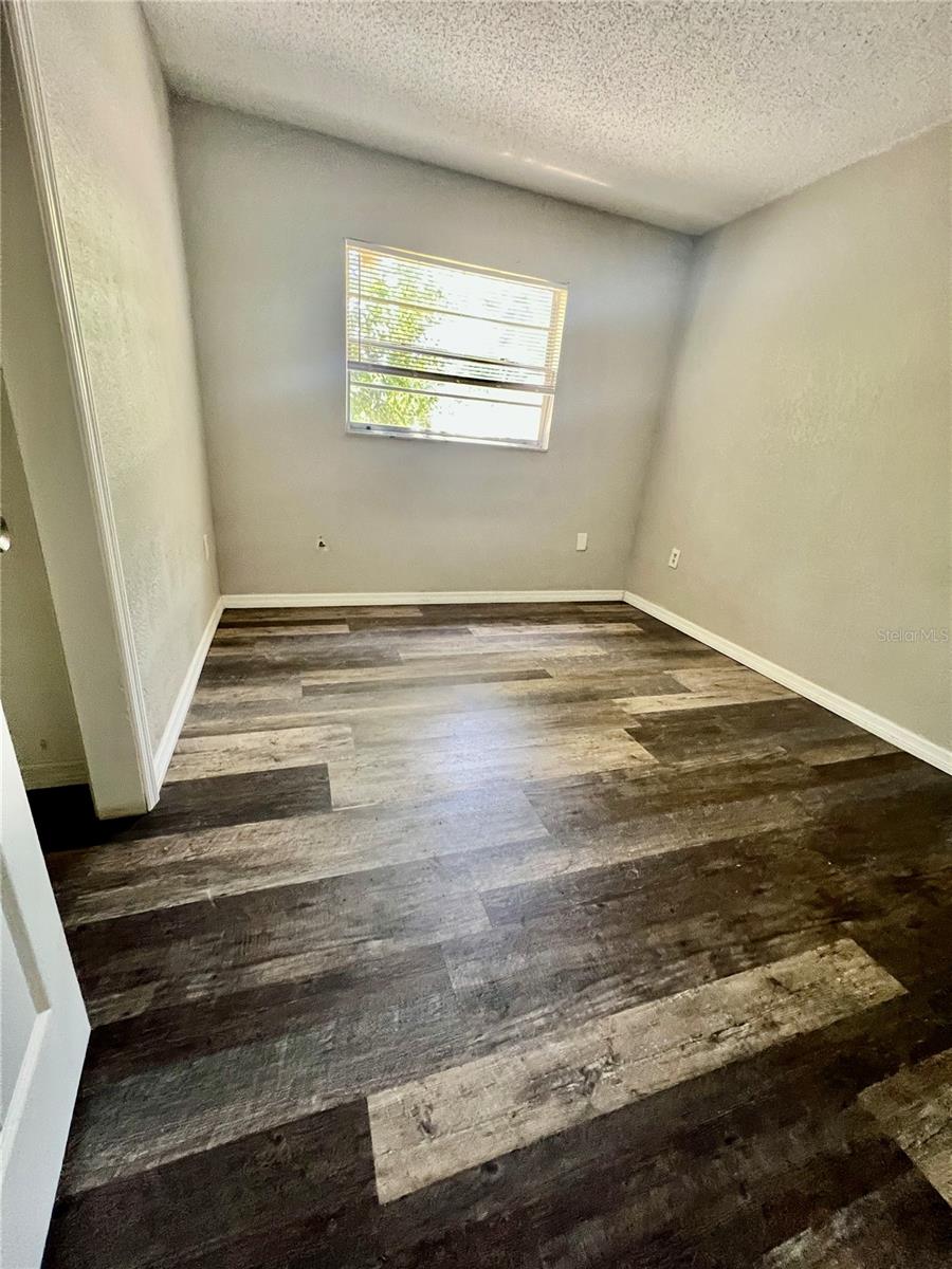 Image 6 of 9 For 4843 20th Street