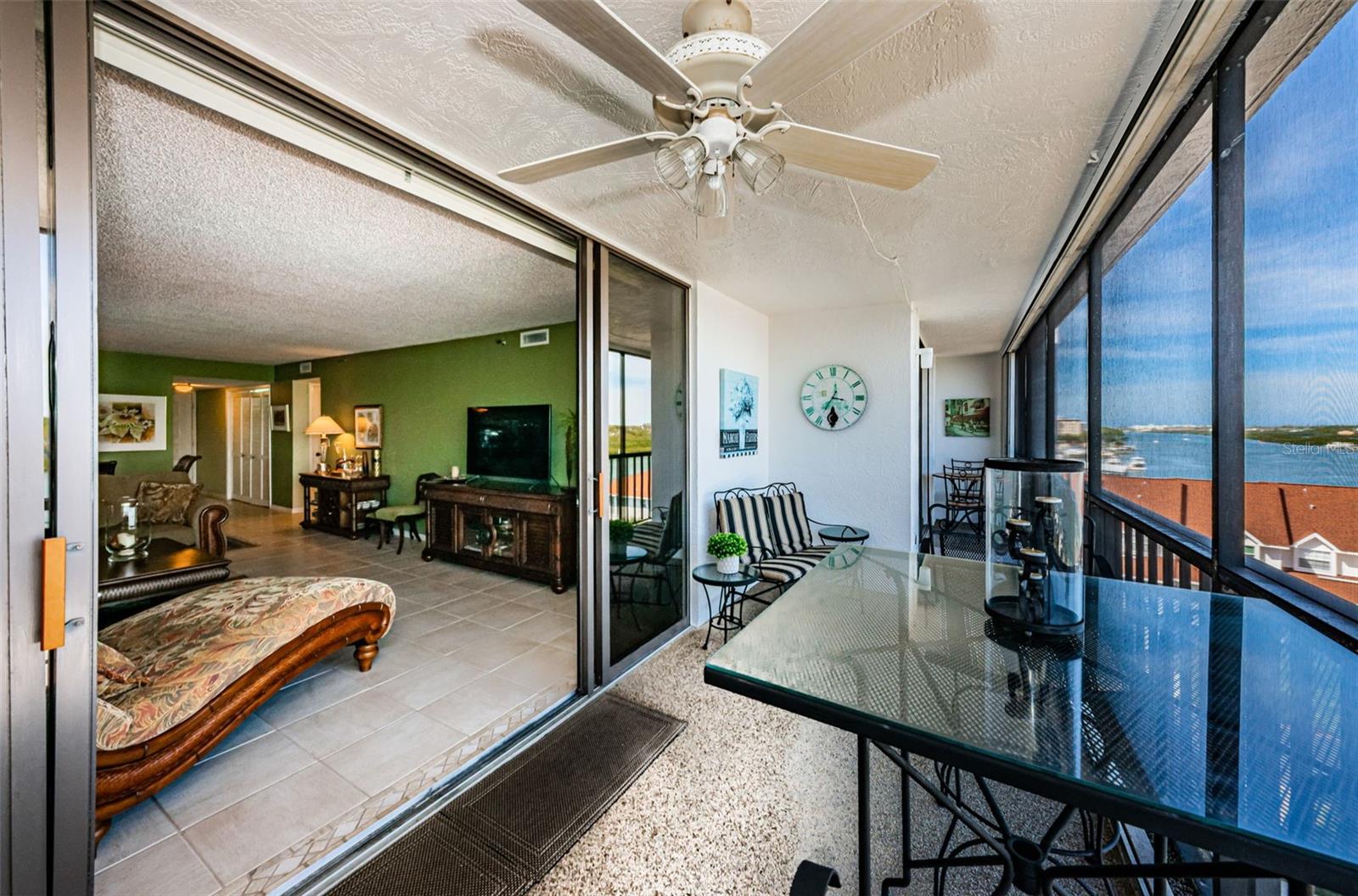 Image 13 of 40 For 19111 Vista Bay Drive 603