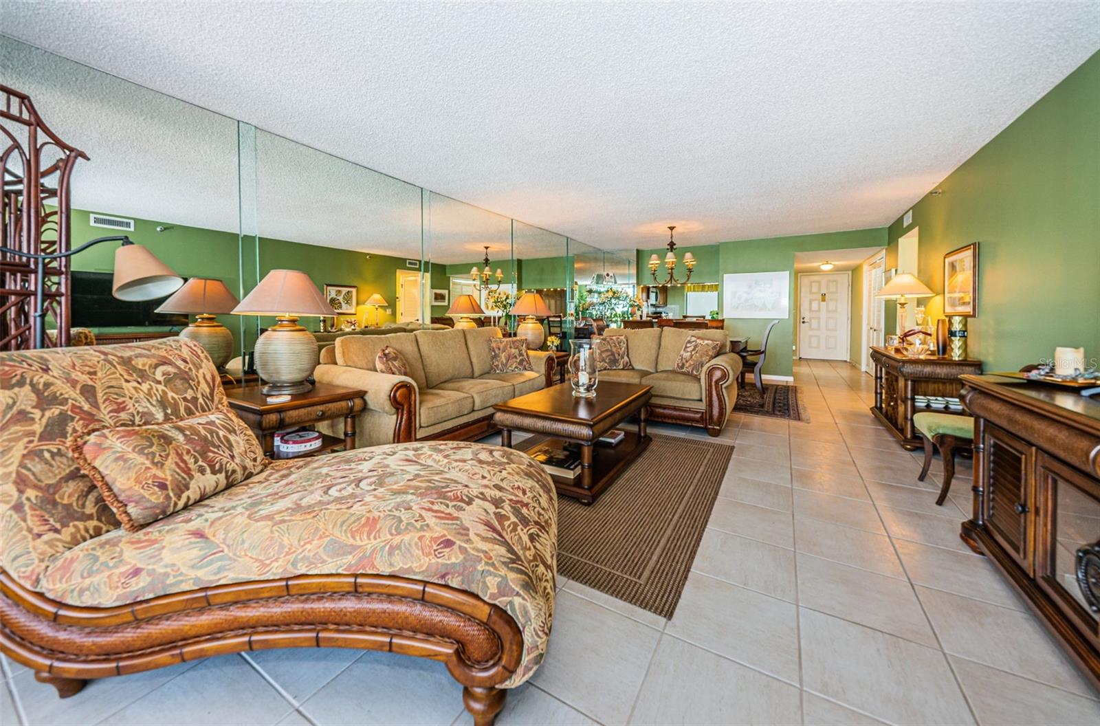 Image 14 of 40 For 19111 Vista Bay Drive 603