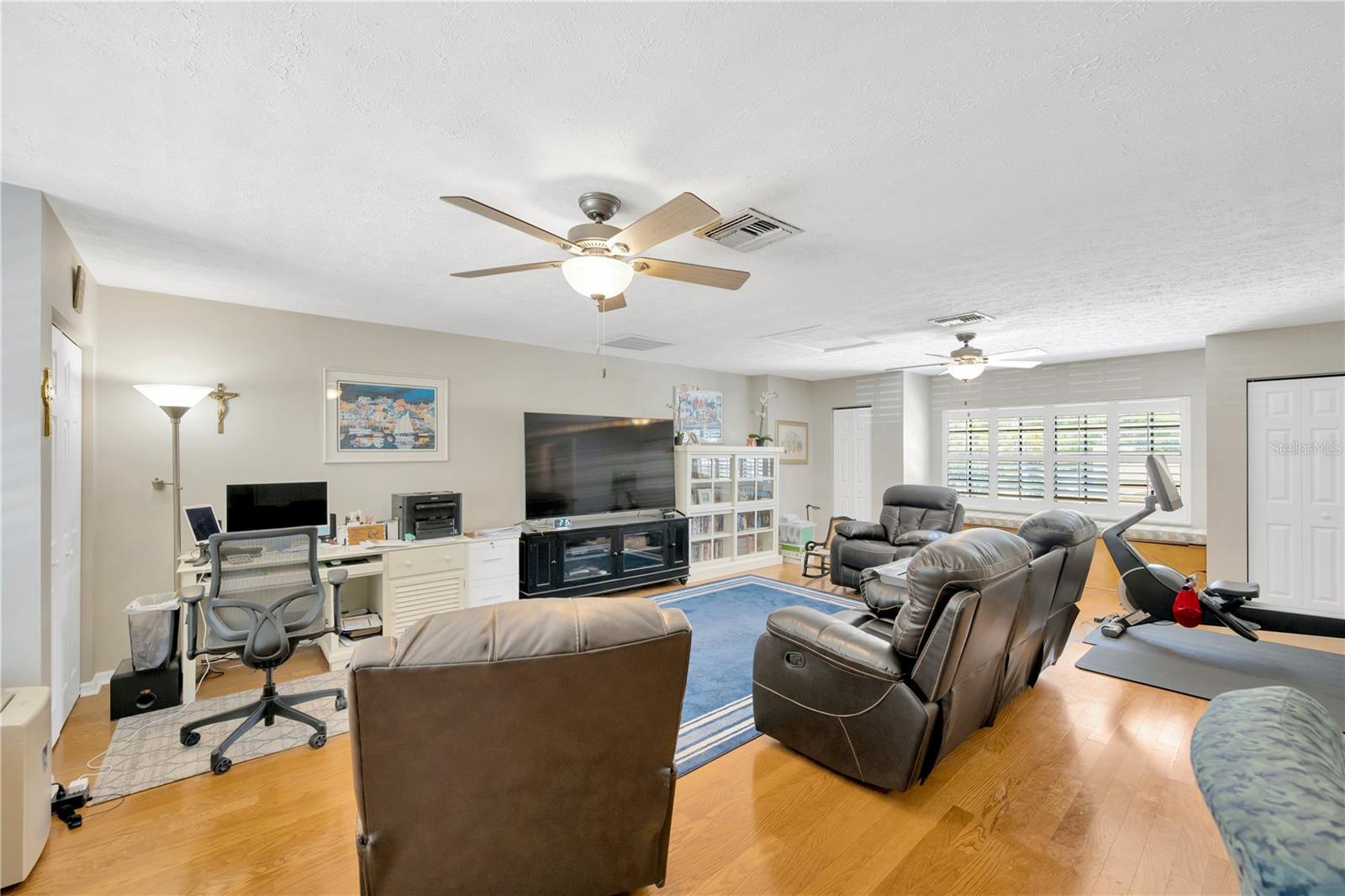 Image 23 of 42 For 701 Millifold Place