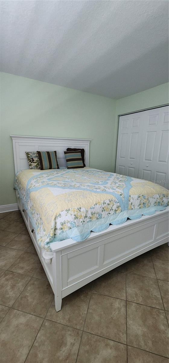 Image 10 of 20 For 5215 Coquina Key Drive Se B