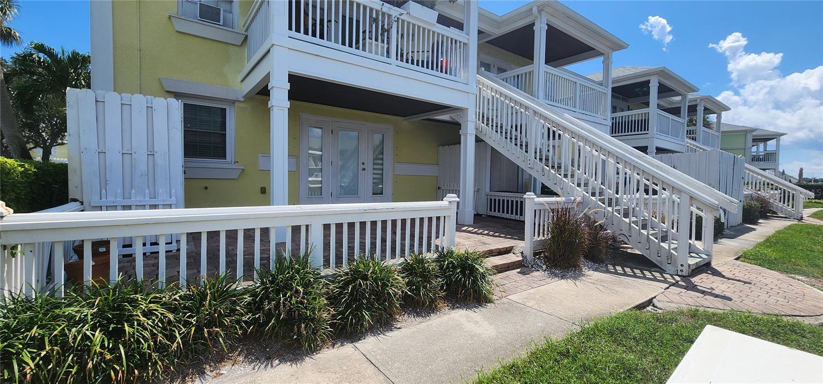 Image 14 of 20 For 5215 Coquina Key Drive Se B