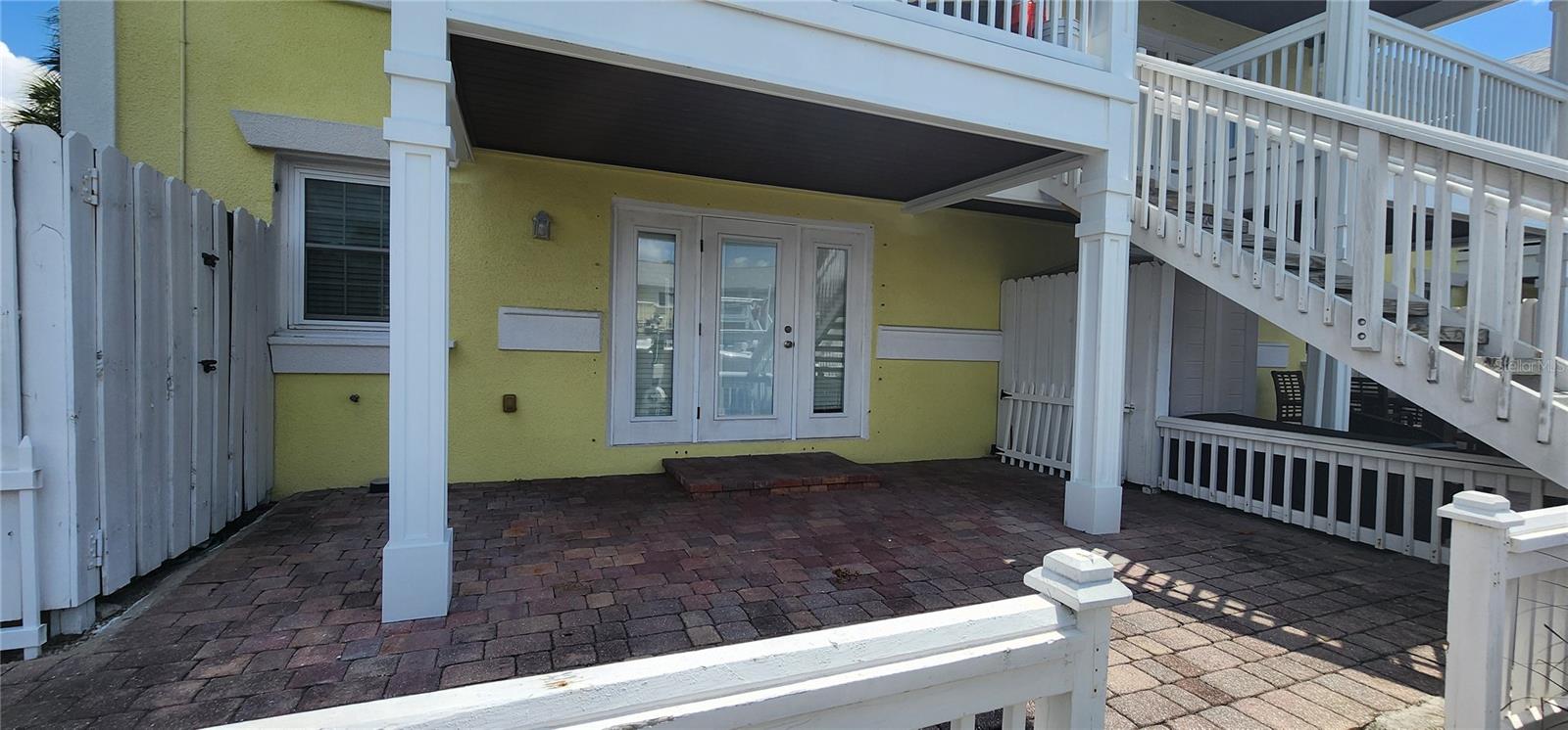 Image 4 of 20 For 5215 Coquina Key Drive Se B