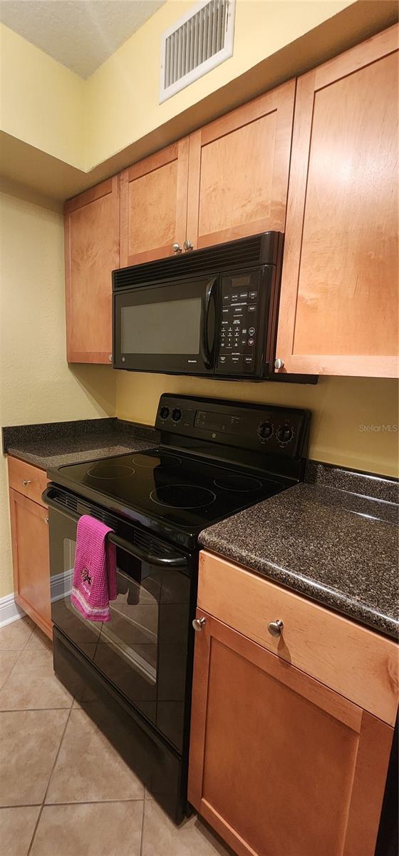 Image 6 of 20 For 5215 Coquina Key Drive Se B