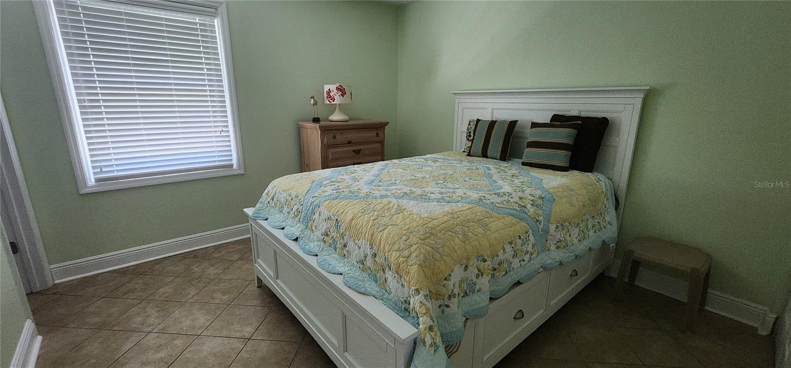 Image 9 of 20 For 5215 Coquina Key Drive Se B