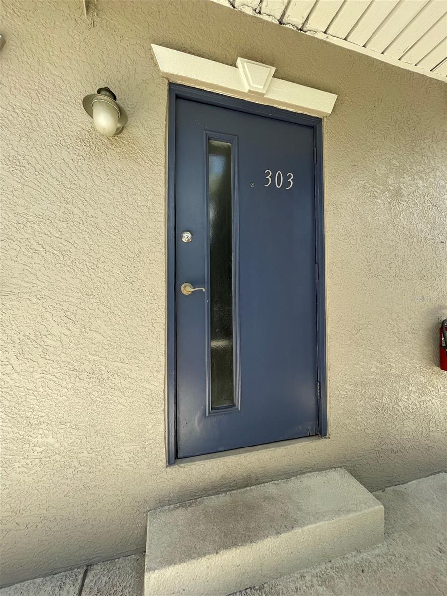 Image 4 of 19 For 212 Church Avenue 303