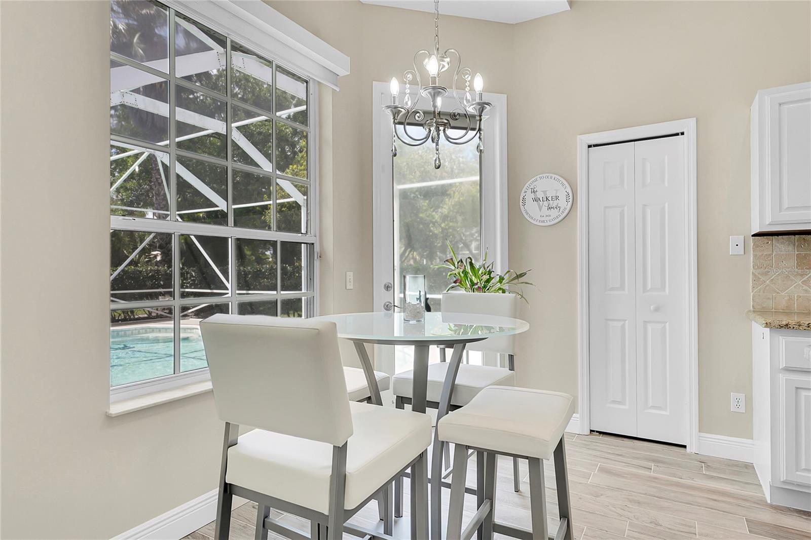 Image 13 of 44 For 9407 Pinebark Court