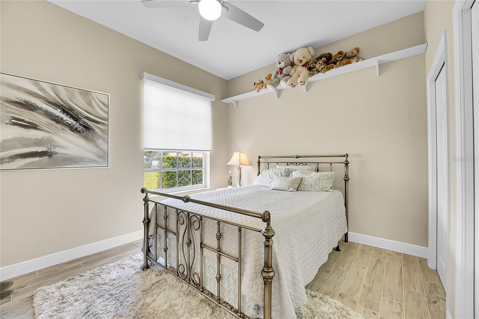 Image 22 of 44 For 9407 Pinebark Court