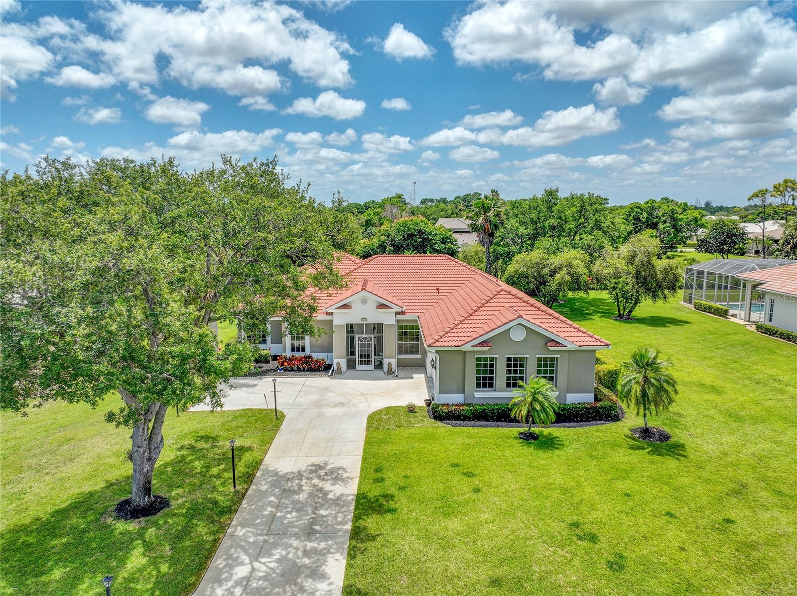 Image 32 of 44 For 9407 Pinebark Court