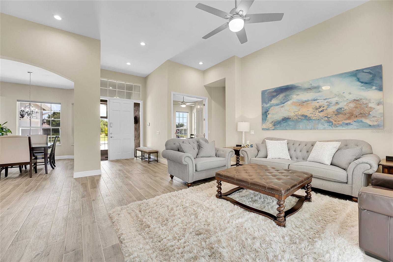 Image 8 of 44 For 9407 Pinebark Court