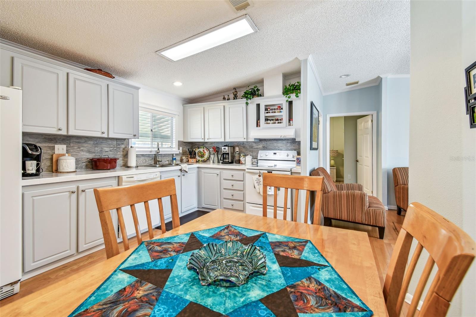 Image 14 of 77 For 34506 Rose Drive N