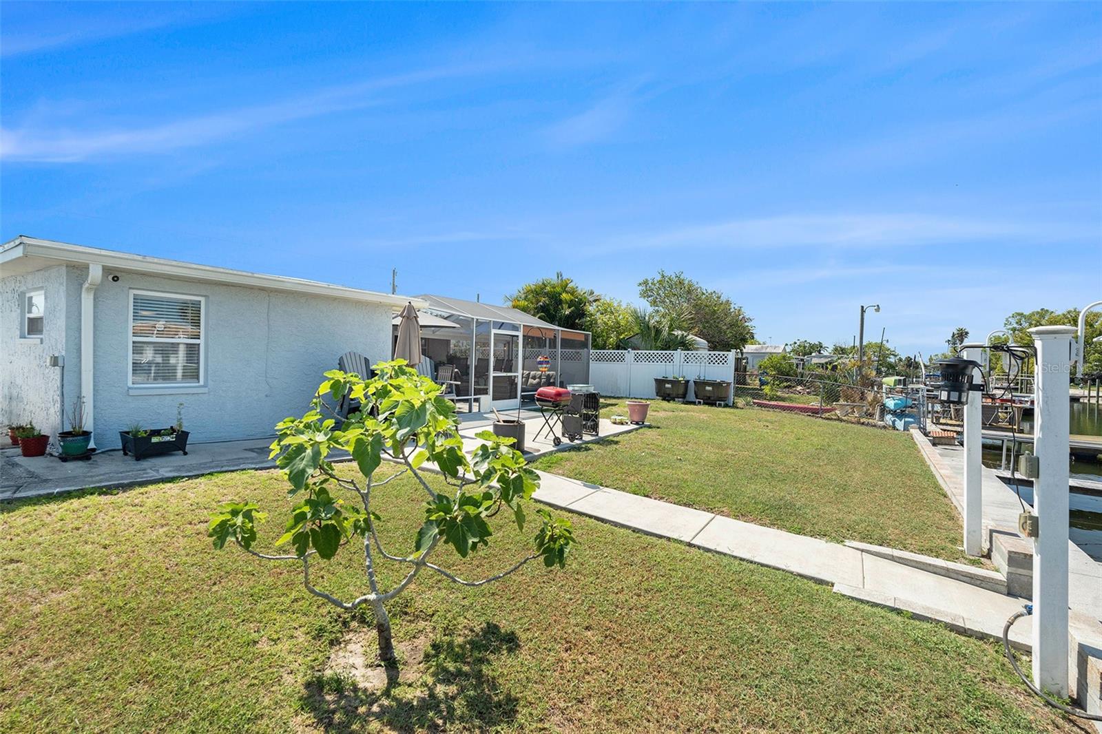 Image 30 of 42 For 13401 Neptune Drive