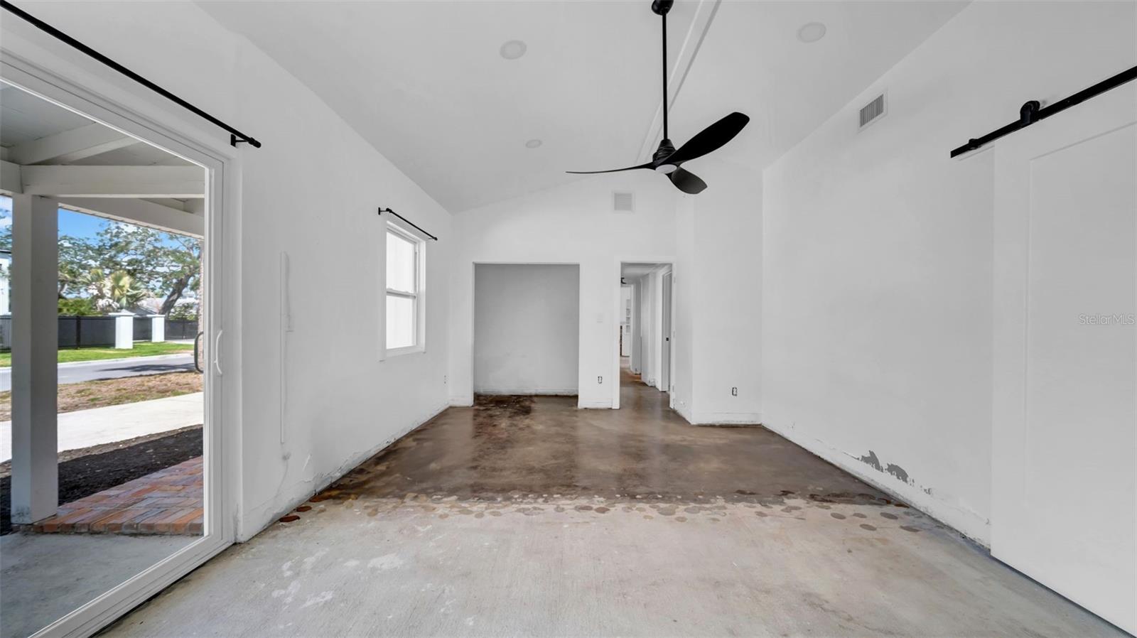 Image 25 of 38 For 8262 26th Avenue N