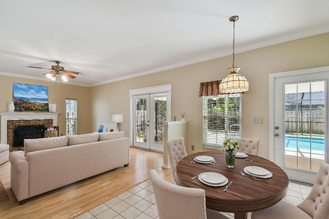 Image 12 of 35 For 3212 Villa Rosa Street