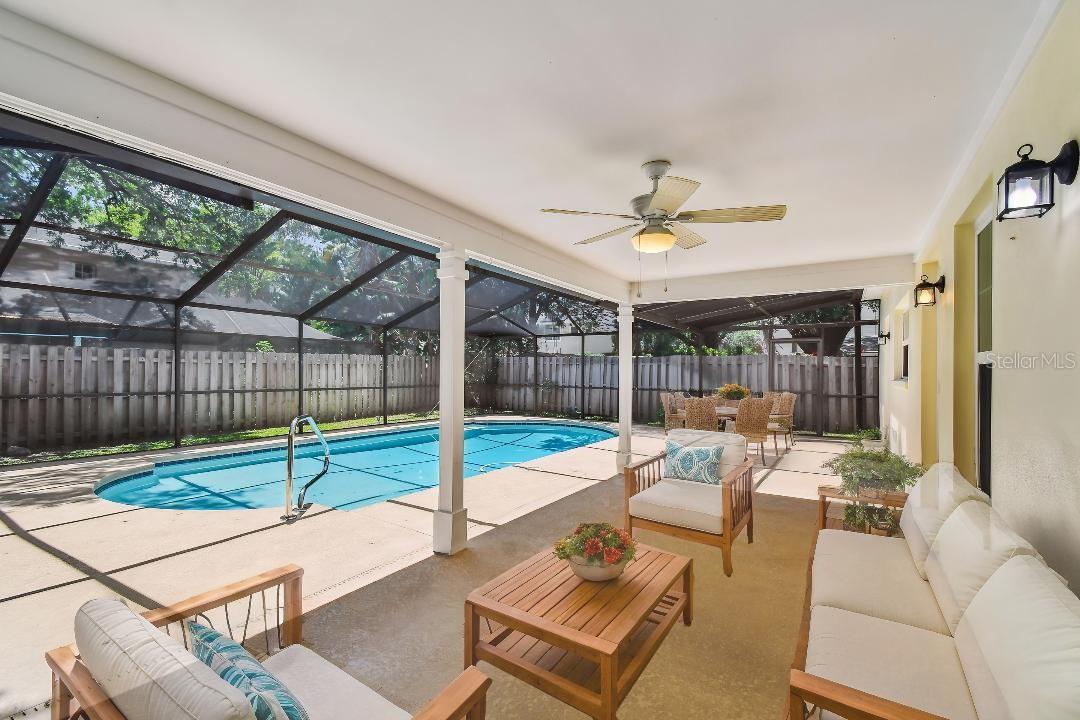 Image 4 of 35 For 3212 Villa Rosa Street