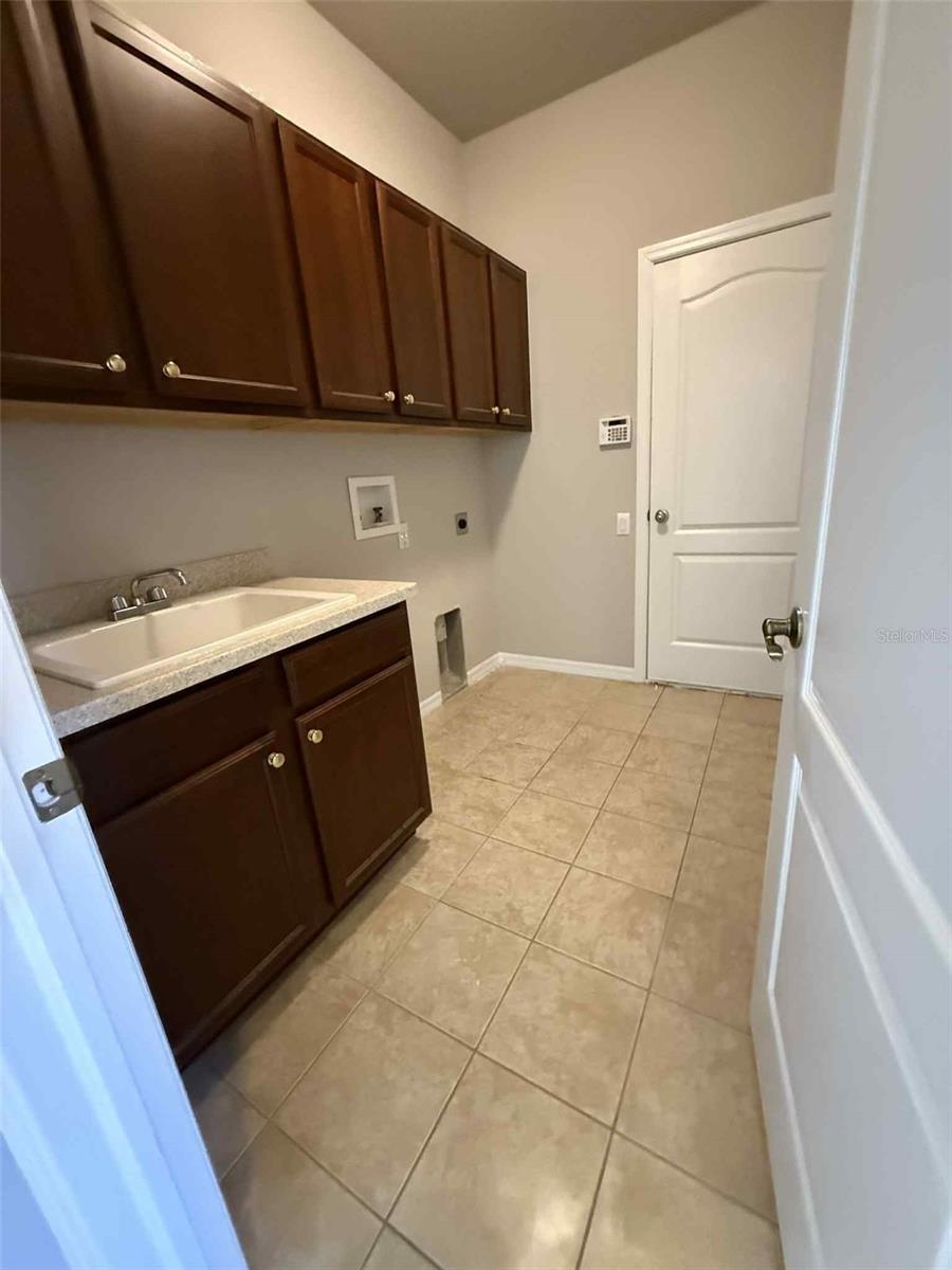 Image 13 of 15 For 14555 Tarves Drive