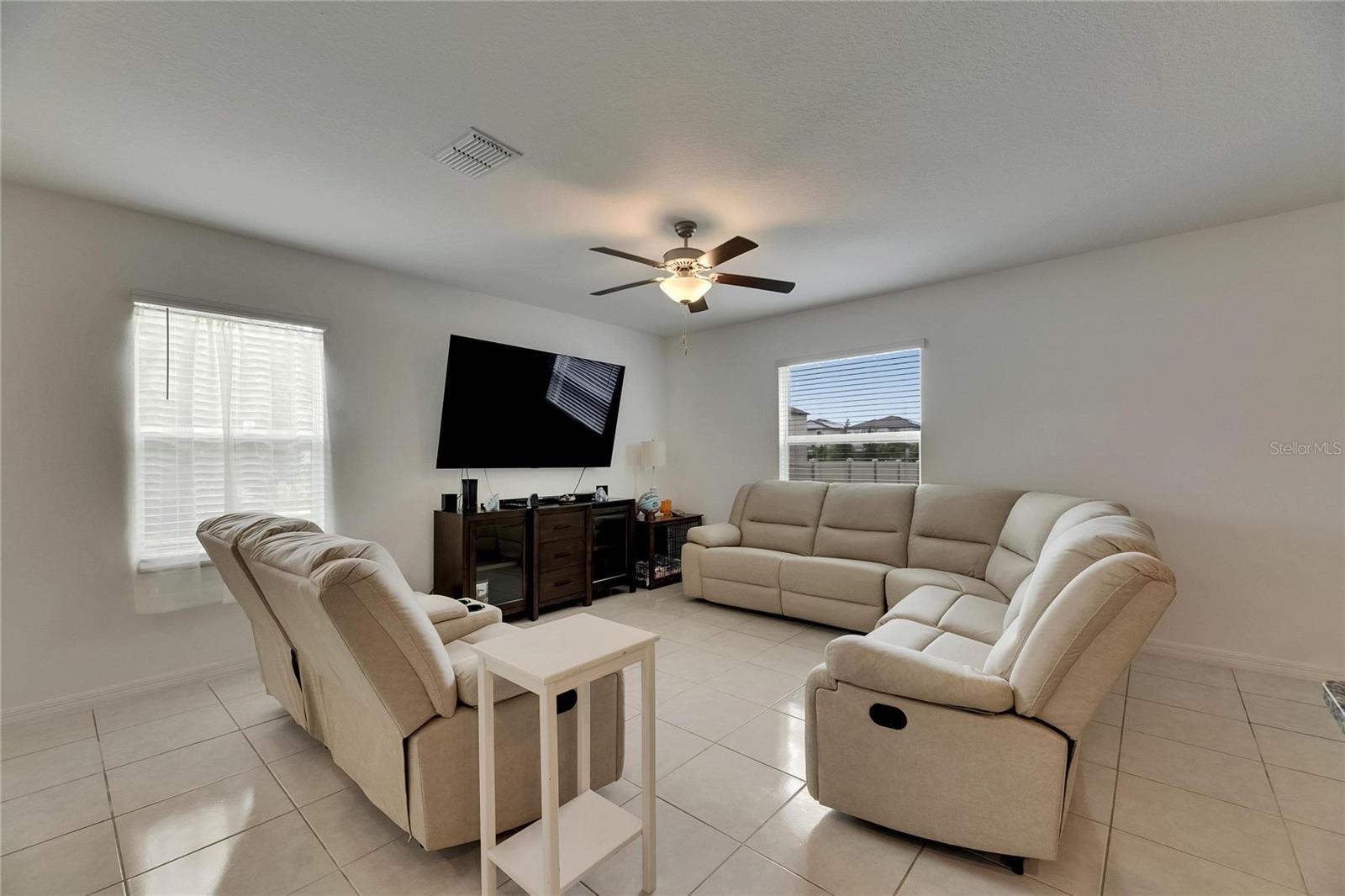 Image 10 of 64 For 9907 Spanish Lime Court