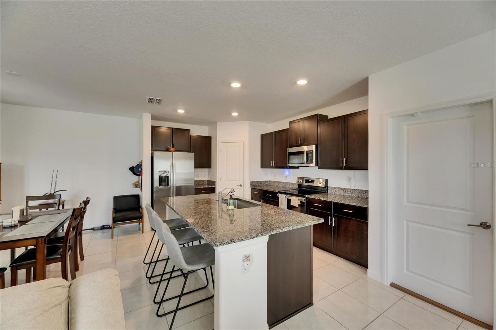 Image 20 of 64 For 9907 Spanish Lime Court