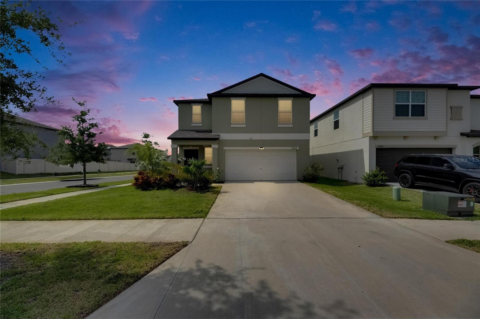 Image 3 of 64 For 9907 Spanish Lime Court