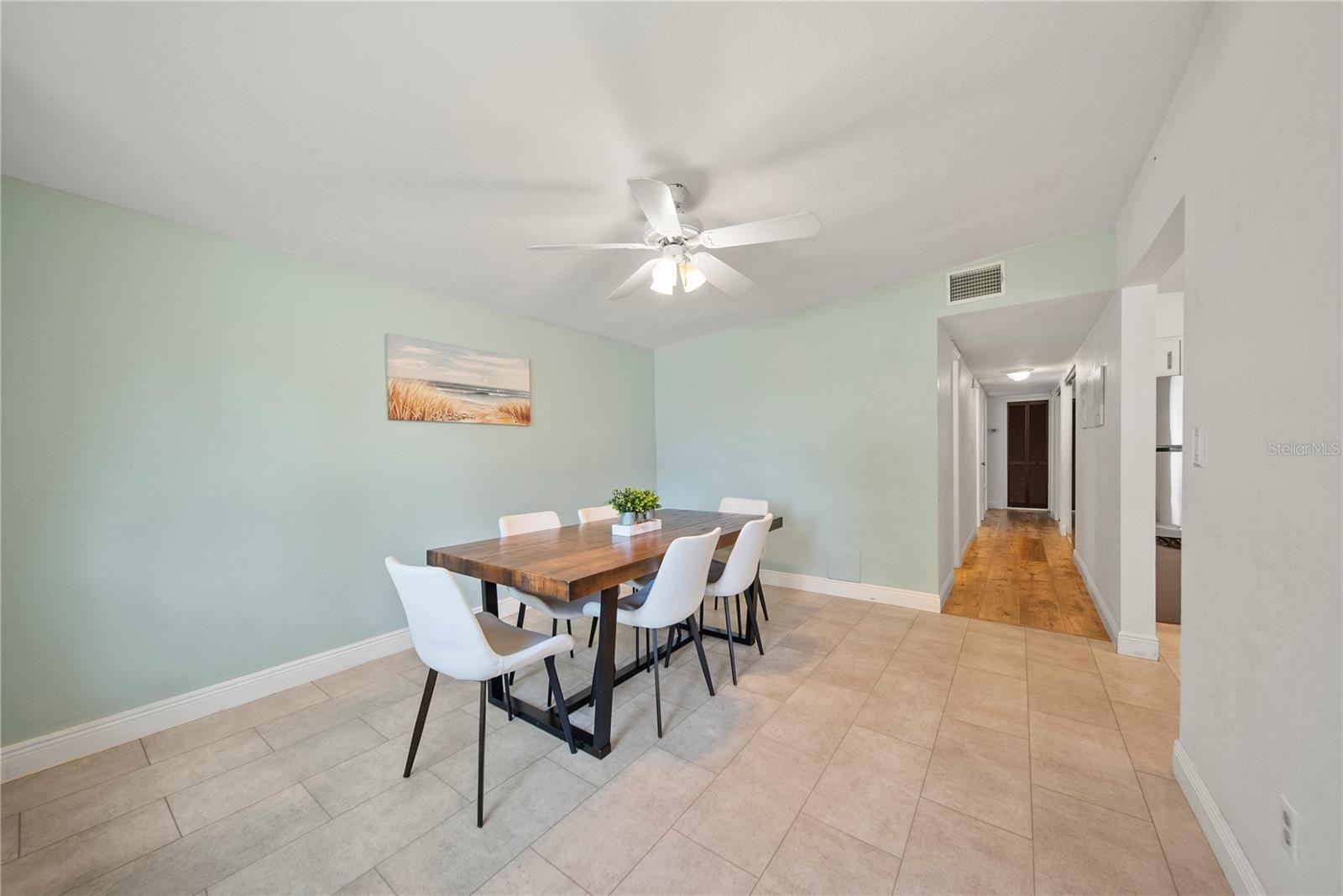 Image 12 of 30 For 920 16th Avenue Sw