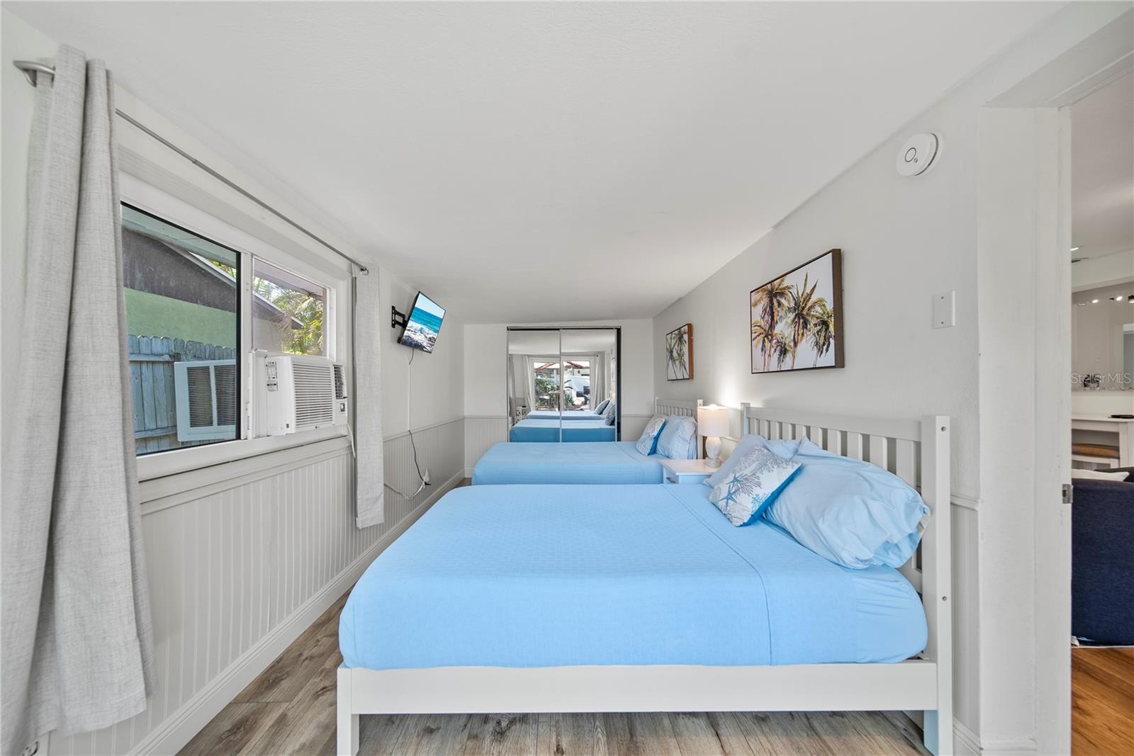 Image 16 of 30 For 920 16th Avenue Sw