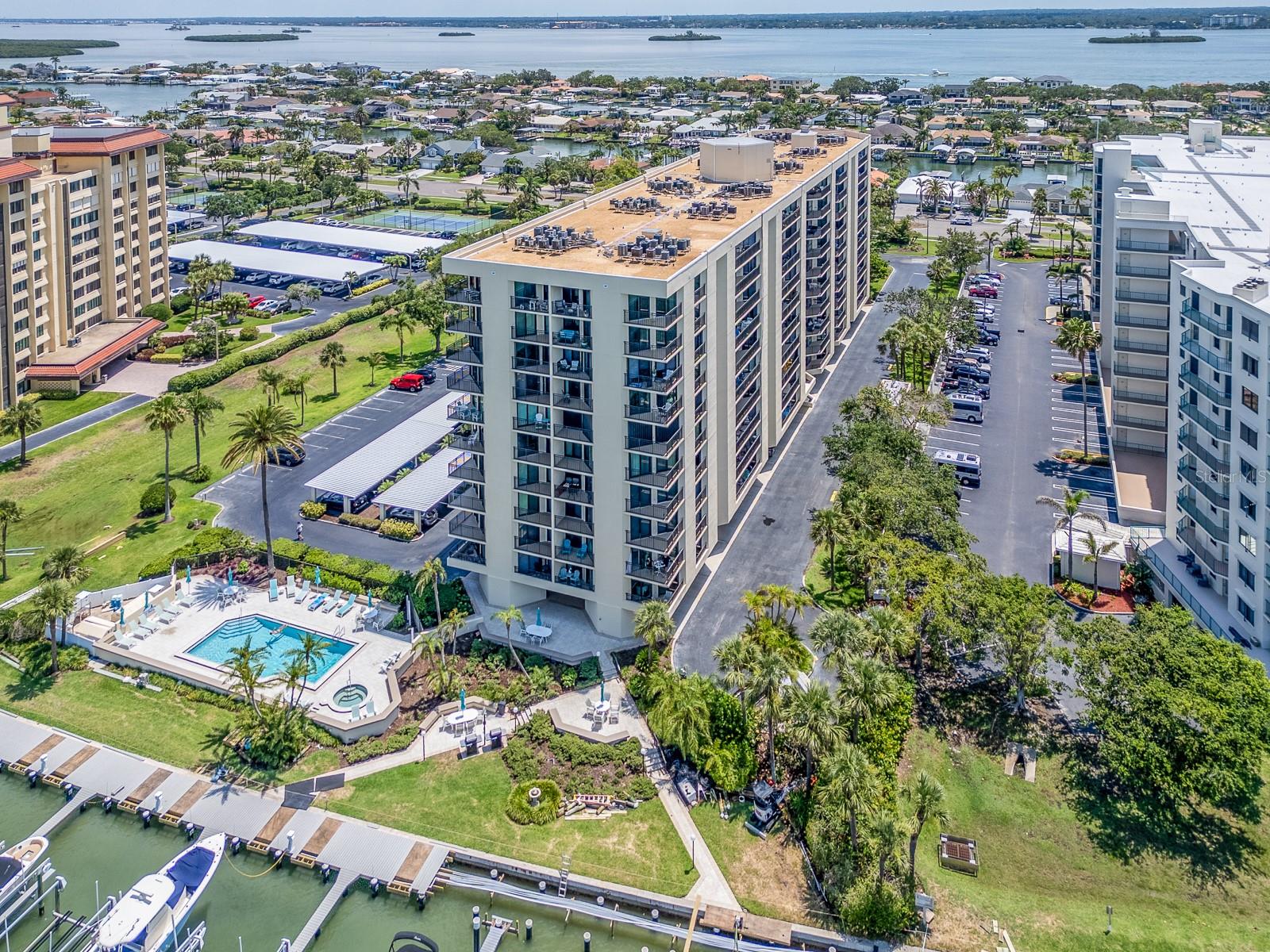 Image 26 of 26 For 690 Island Way 1011