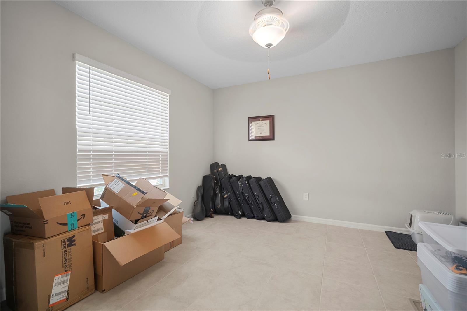 Image 8 of 63 For 1823 Moon Cactus Court