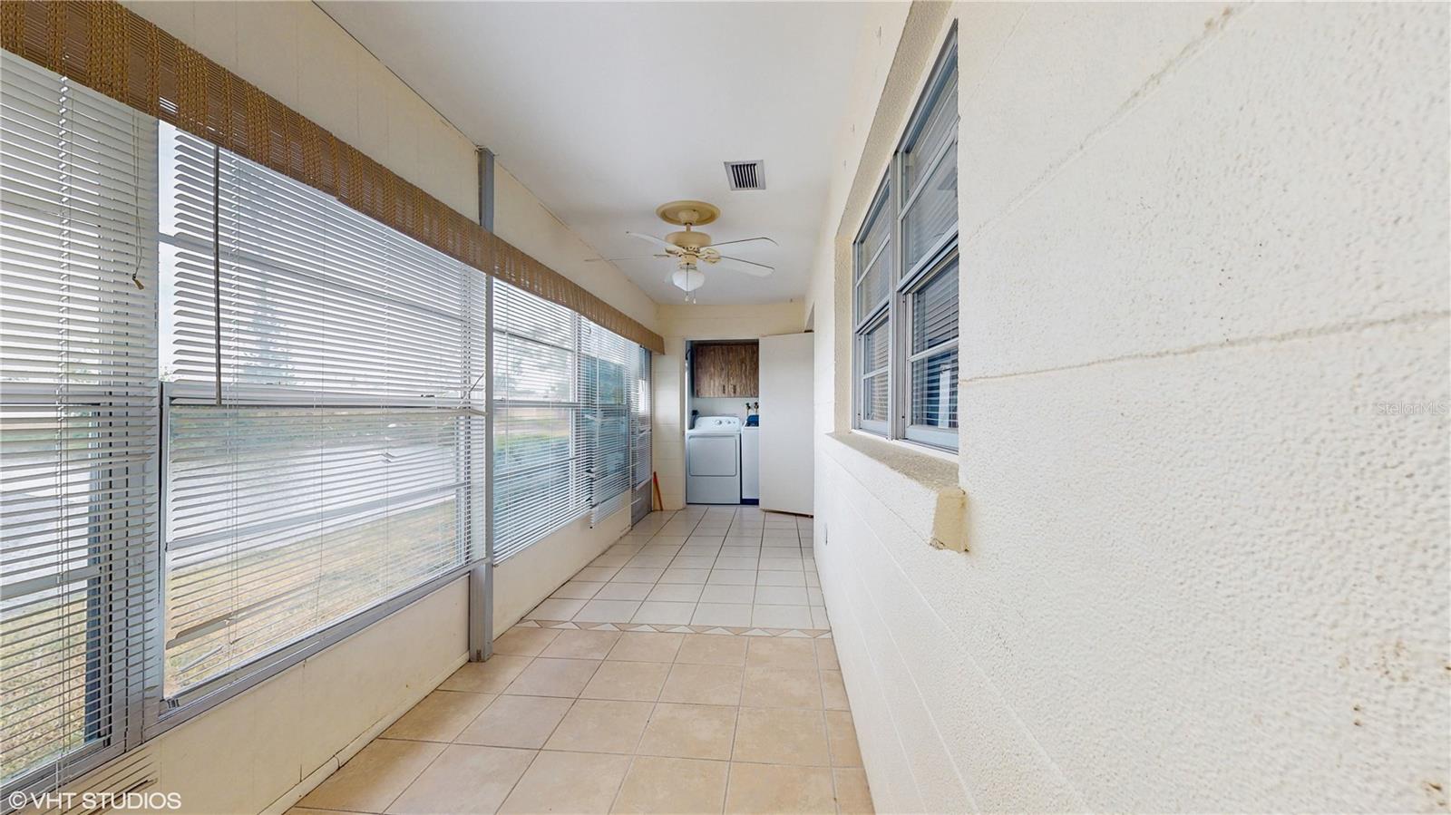 Image 13 of 23 For 623 Park Circle 623