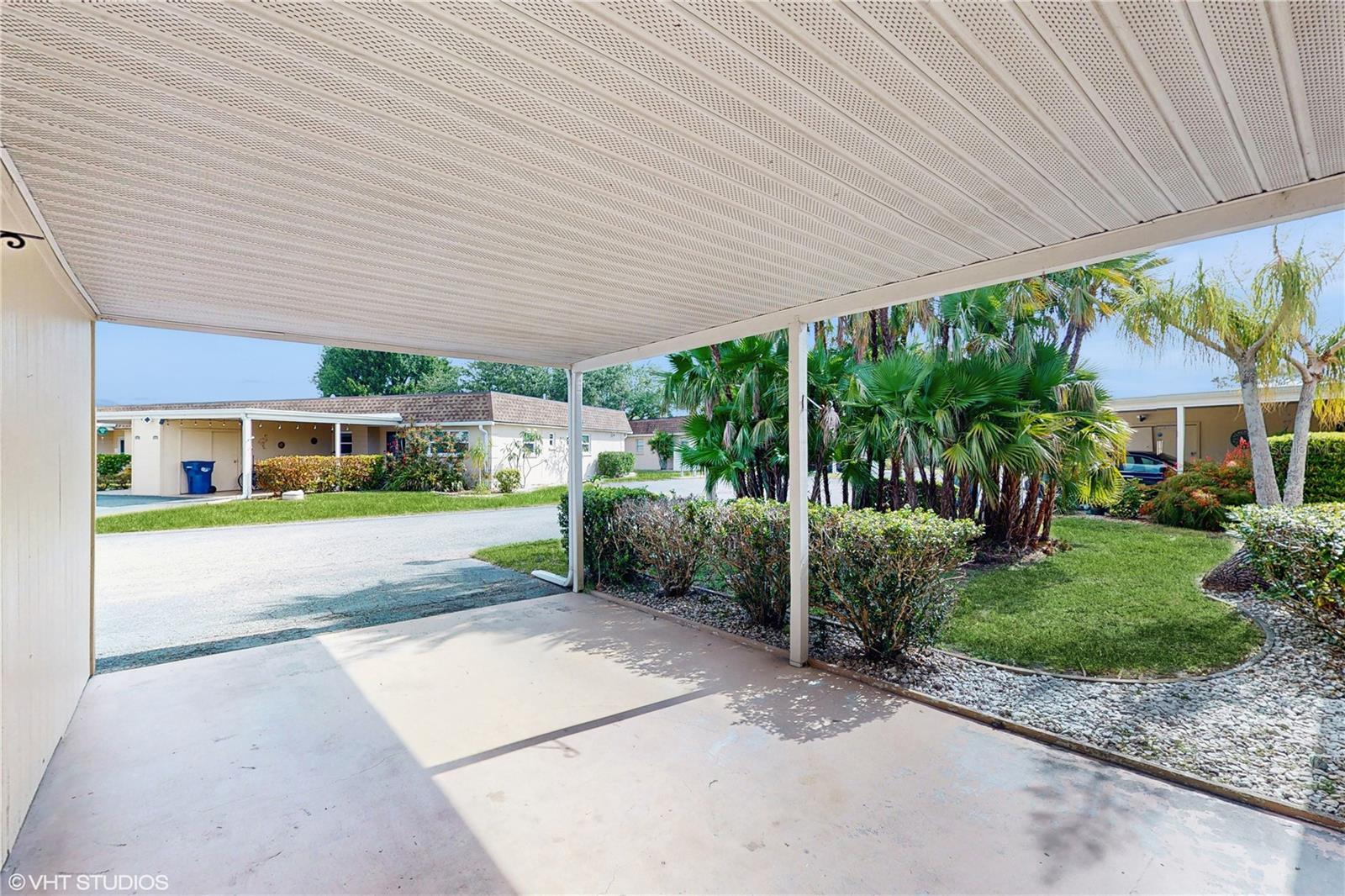 Image 17 of 23 For 623 Park Circle 623