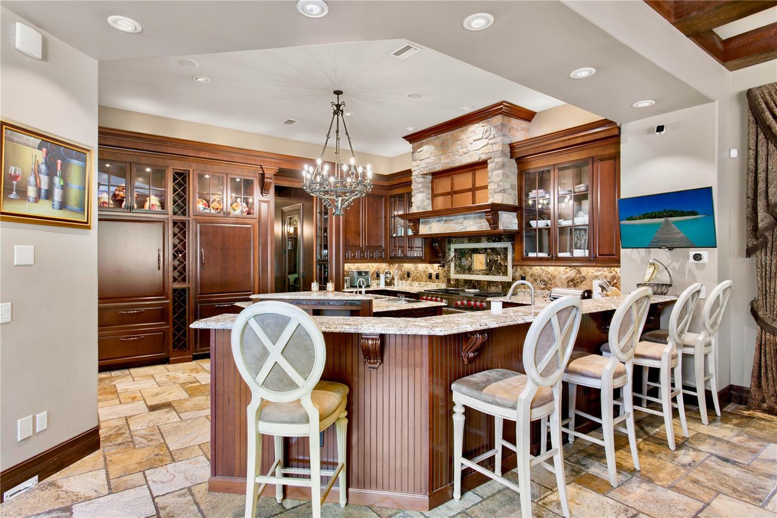 Listing photo id 14 for 1102 Merry Water Drive