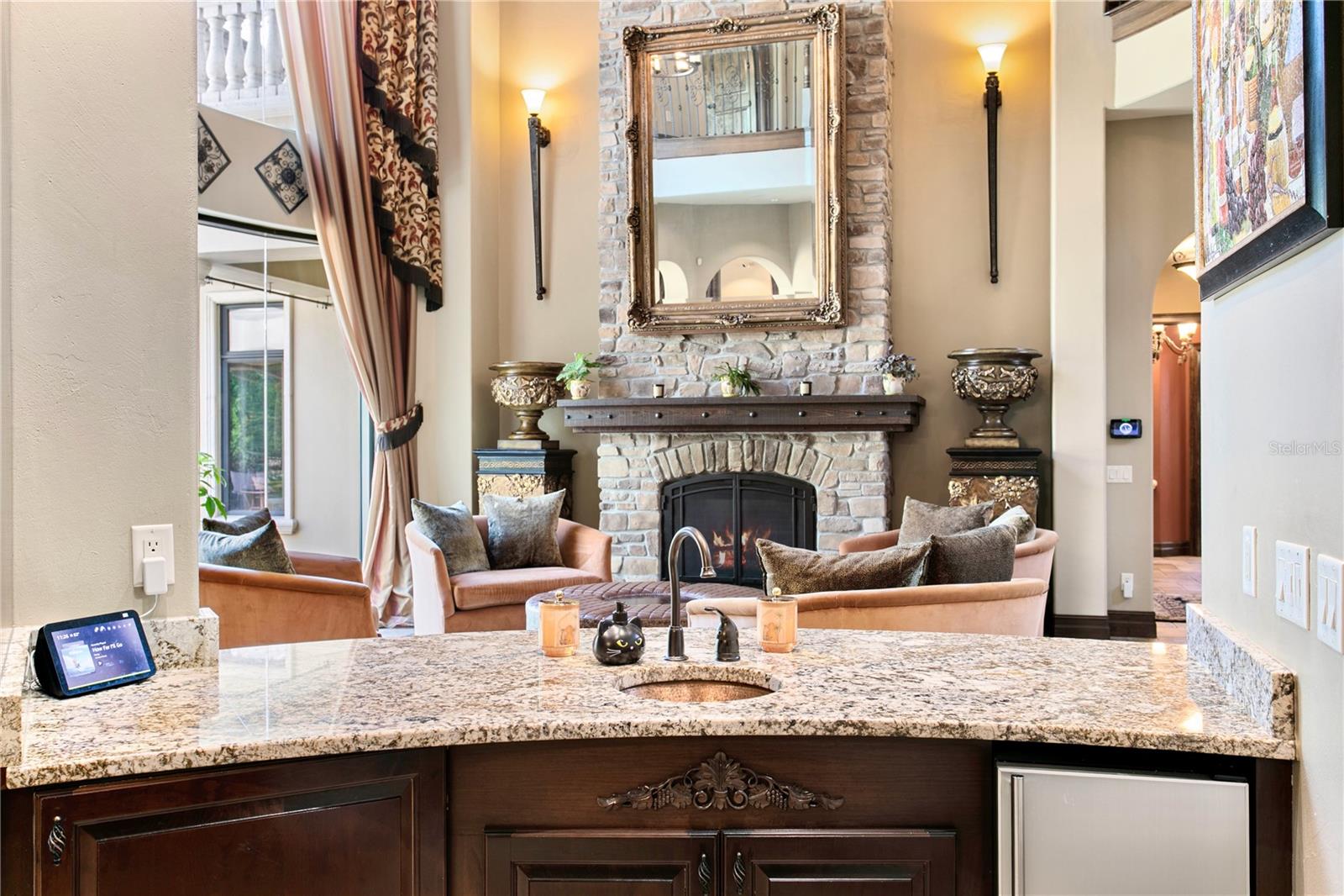 Listing photo id 17 for 1102 Merry Water Drive
