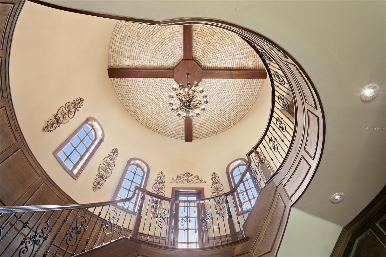 Listing photo id 29 for 1102 Merry Water Drive