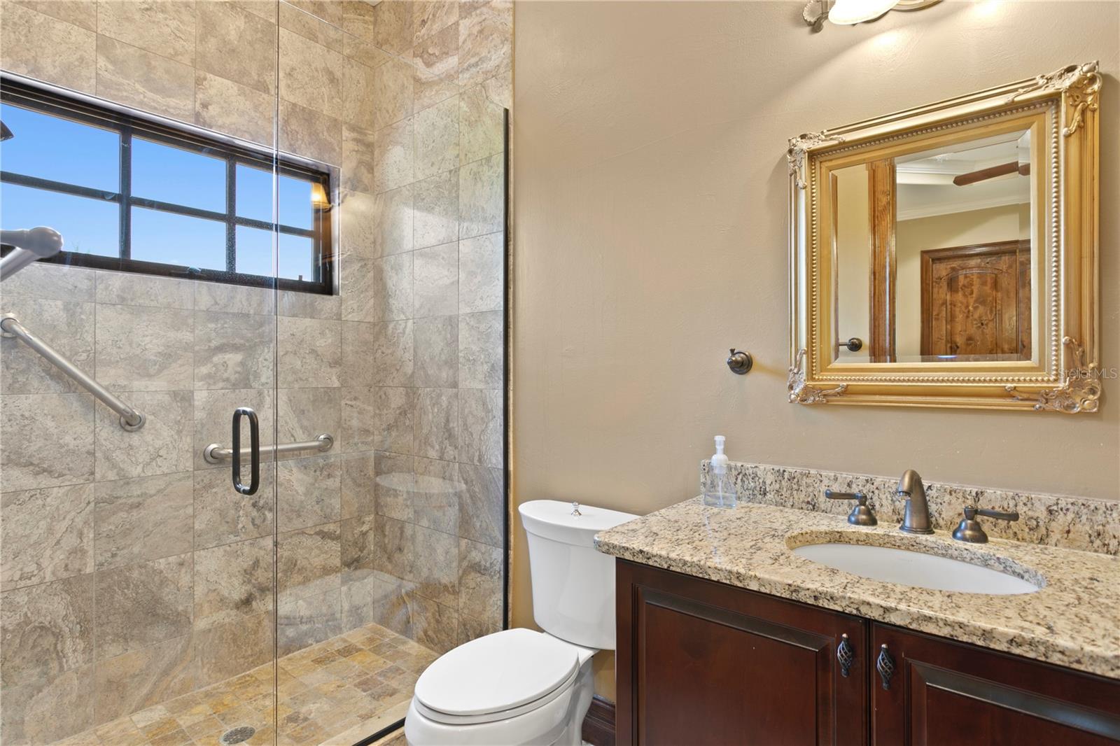 Listing photo id 32 for 1102 Merry Water Drive