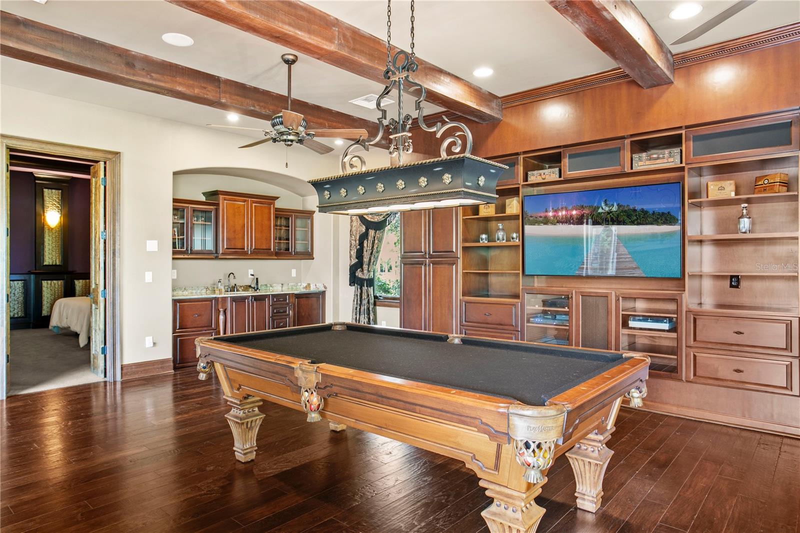 Listing photo id 45 for 1102 Merry Water Drive
