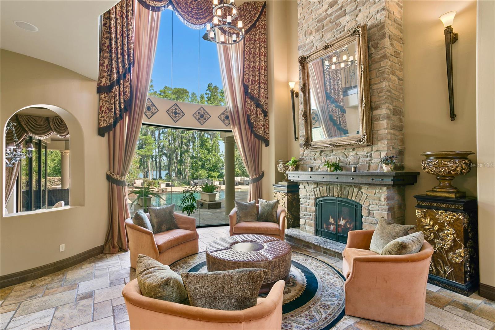 Listing photo id 6 for 1102 Merry Water Drive
