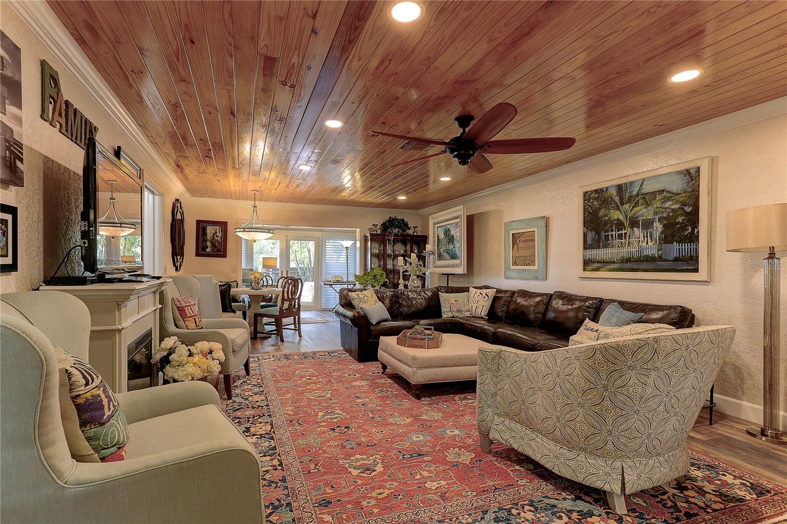 Image 10 of 45 For 1430 Normandy Park Oaks Drive 9