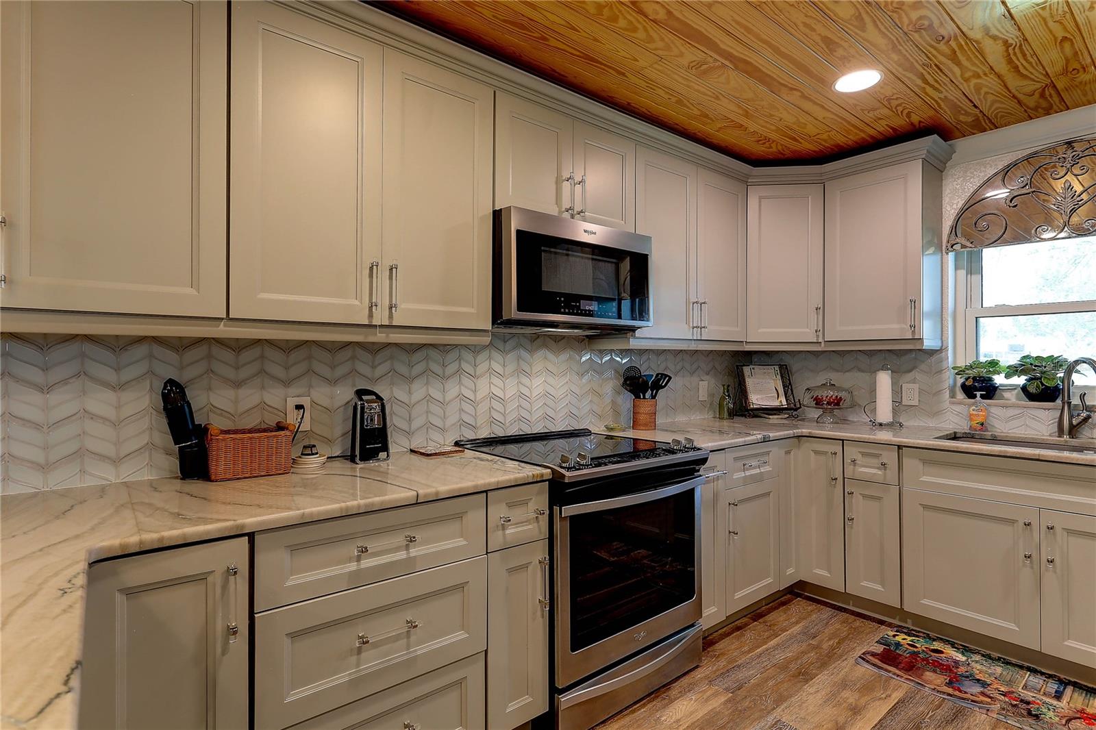 Image 20 of 45 For 1430 Normandy Park Oaks Drive 9